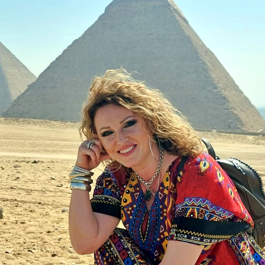 Dr. Iulia Preda